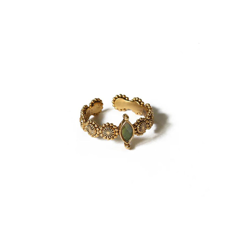 Lorette Ring