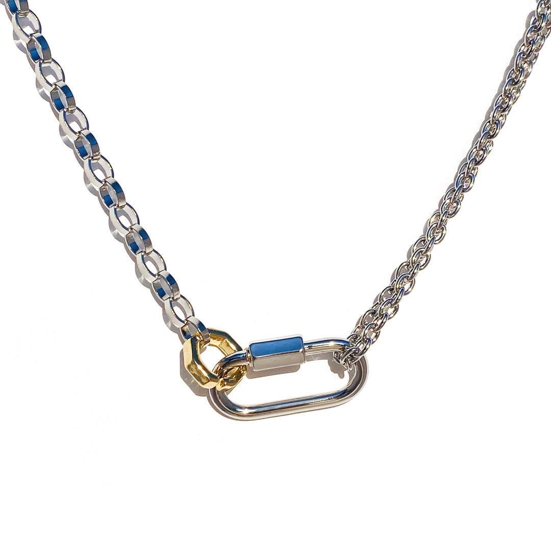 Karabiner Bolt Lock Necklace